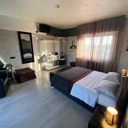 B2In Suite & Office Capriate San Gervasio Eksteriør bilde