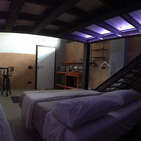 B2In Suite & Office Capriate San Gervasio Eksteriør bilde