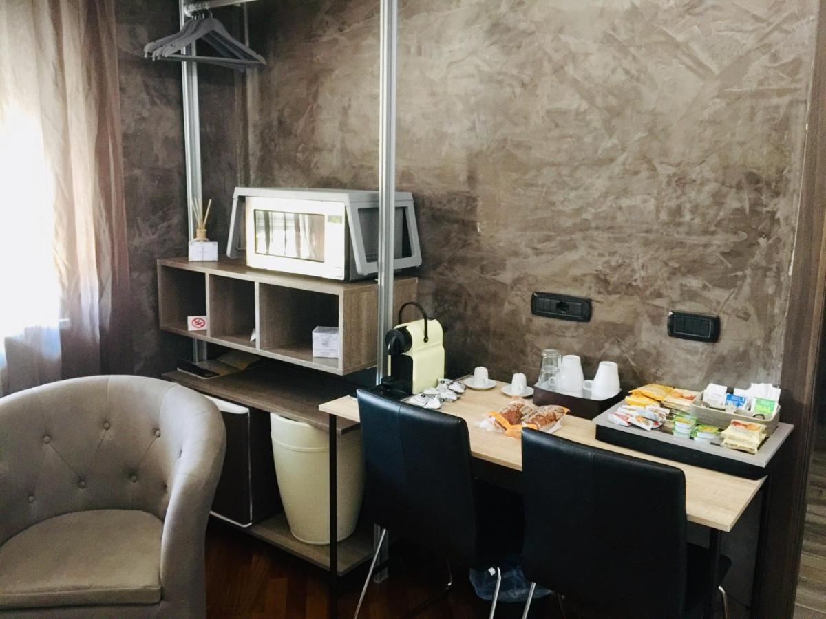 B2In Suite & Office Capriate San Gervasio Eksteriør bilde