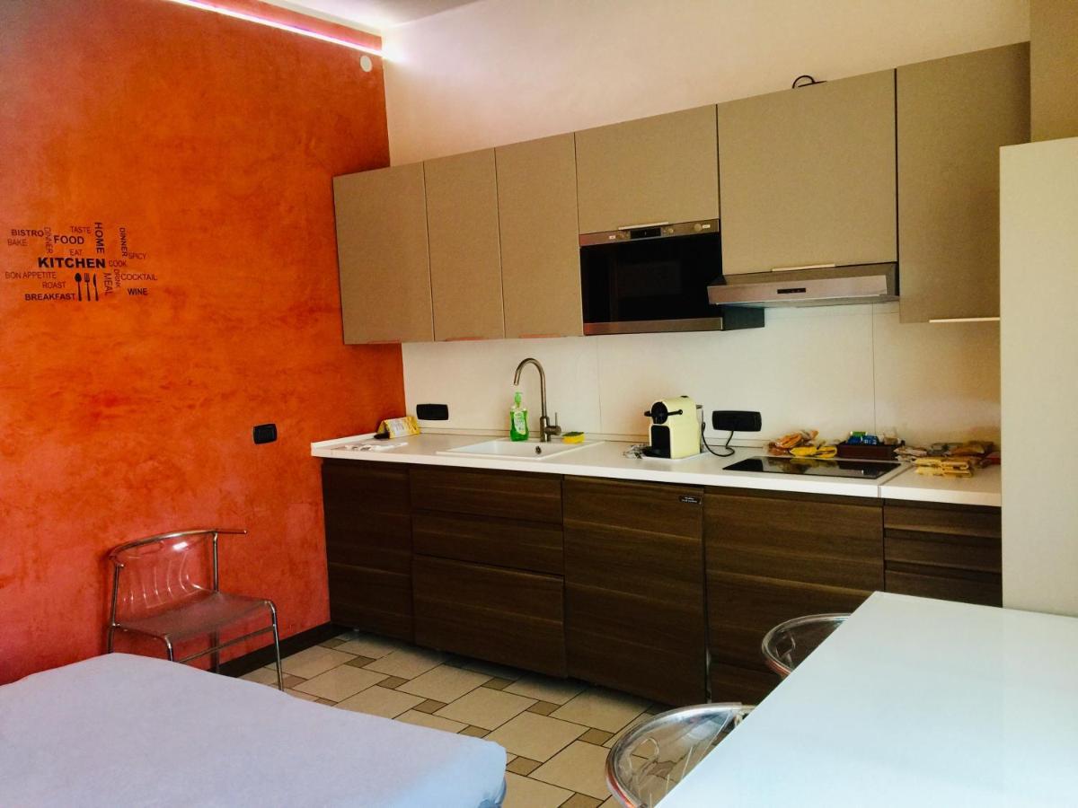 B2In Suite & Office Capriate San Gervasio Eksteriør bilde