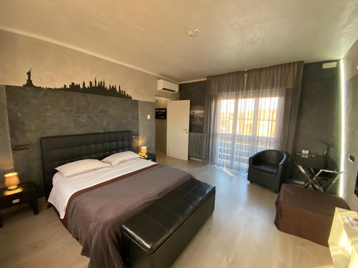 B2In Suite & Office Capriate San Gervasio Eksteriør bilde