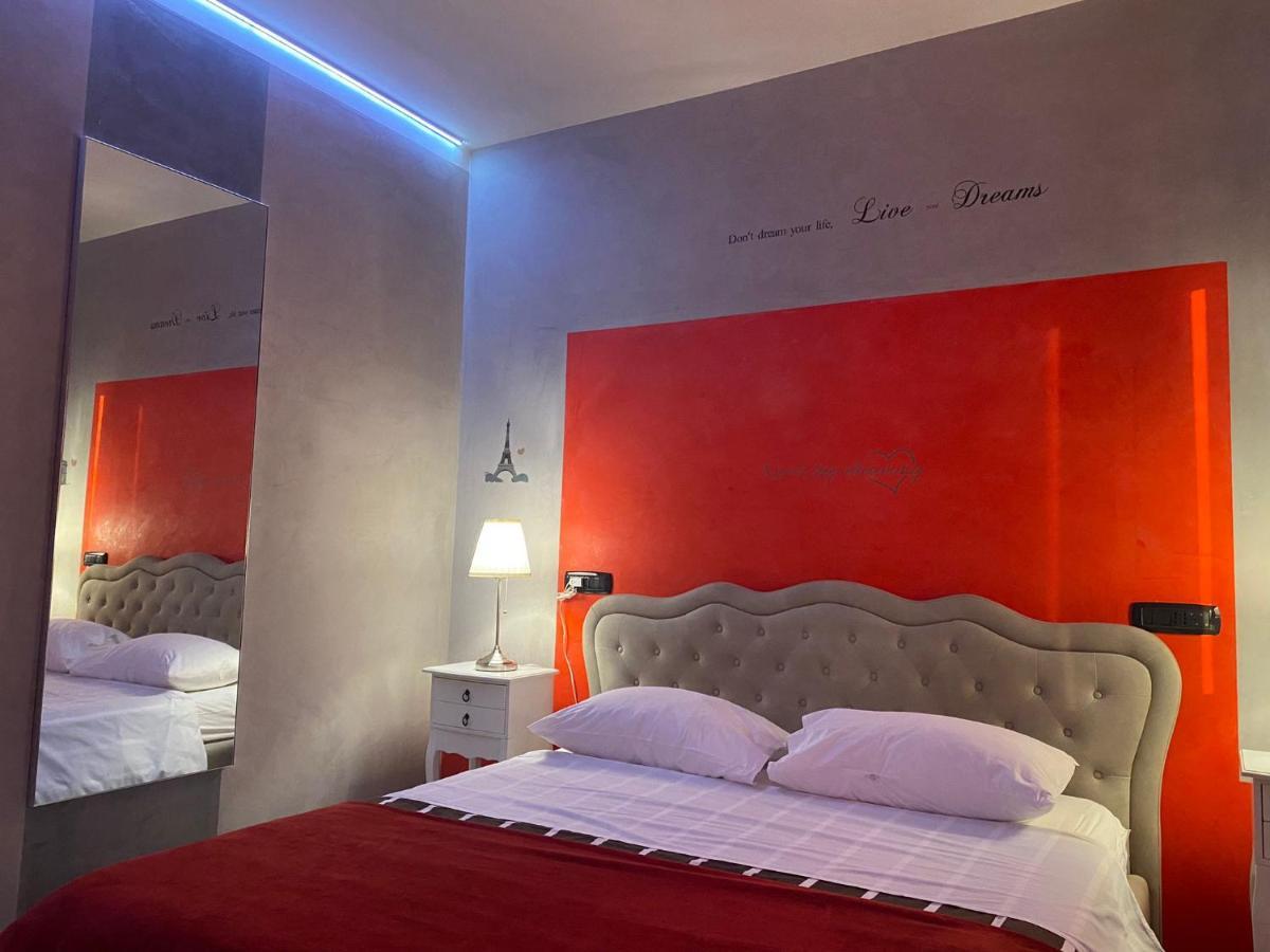 B2In Suite & Office Capriate San Gervasio Eksteriør bilde