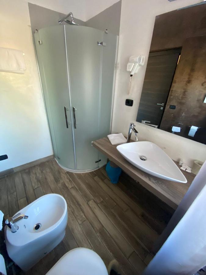 B2In Suite & Office Capriate San Gervasio Eksteriør bilde